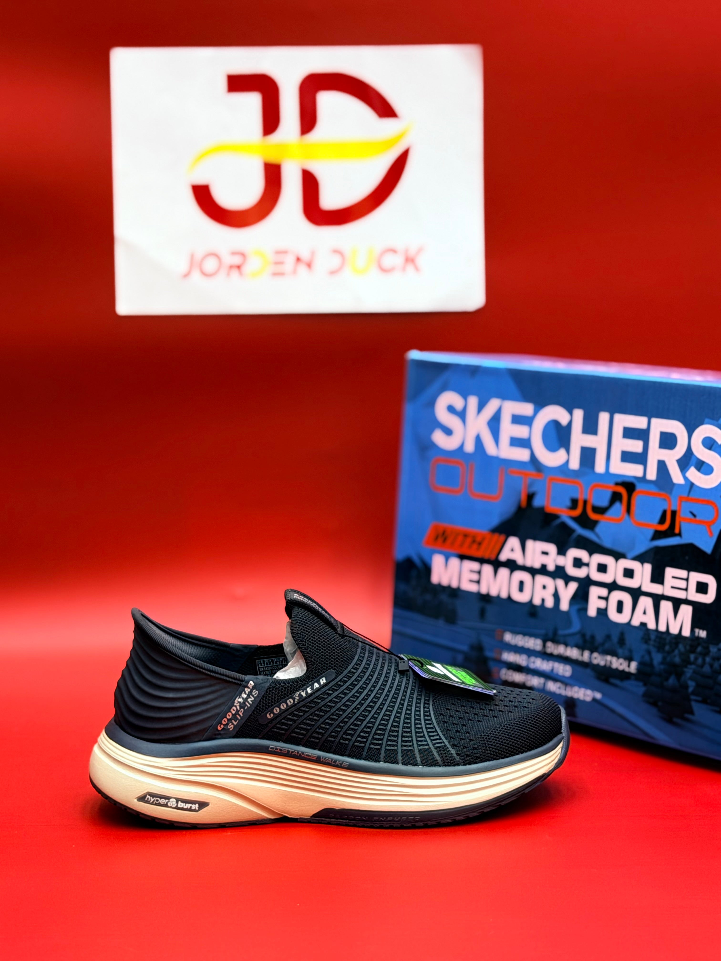 SKECHARES DISTANCE WALK (gray)