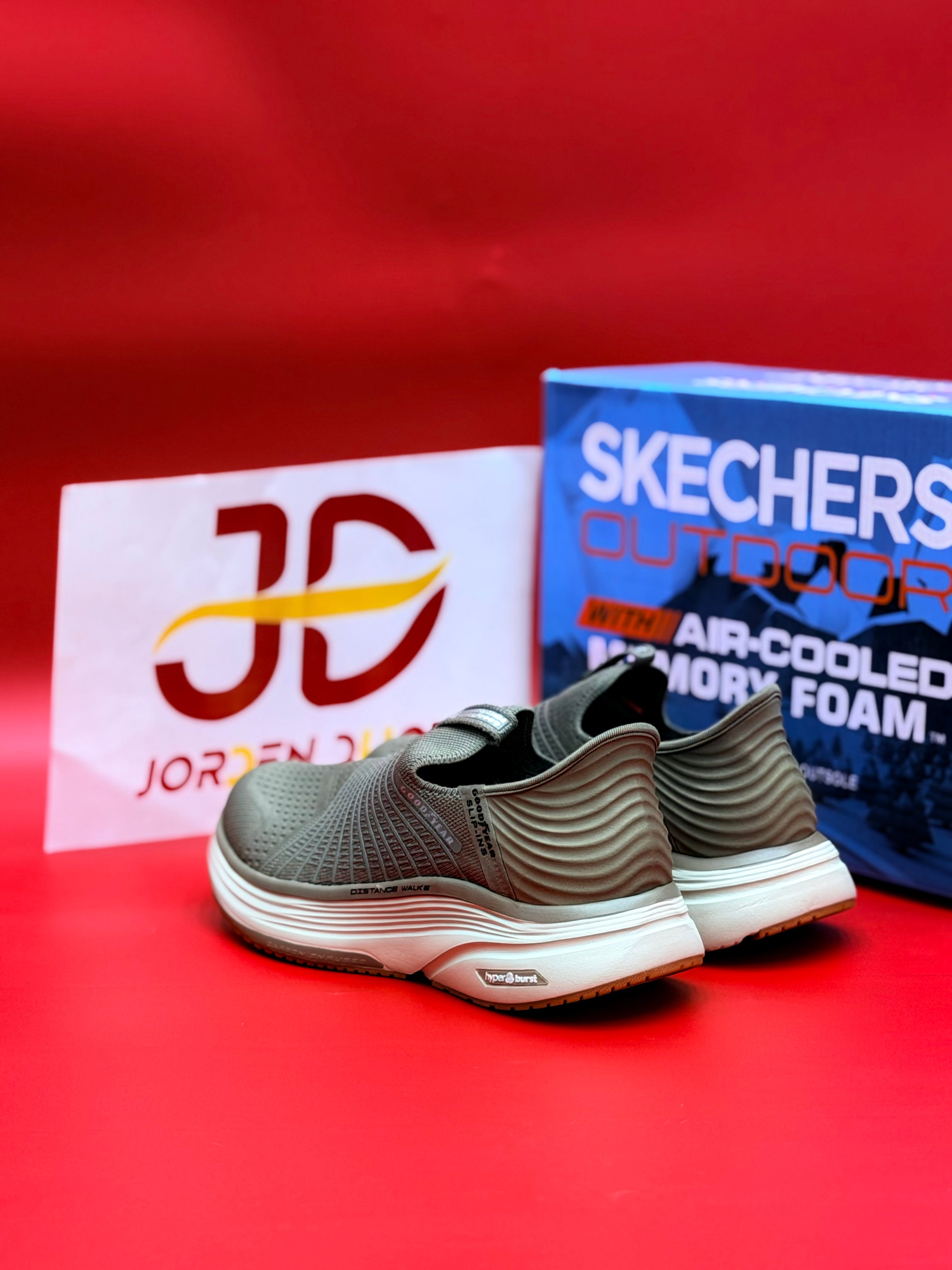 SKECHARES DISTANCE WALK (khaki)