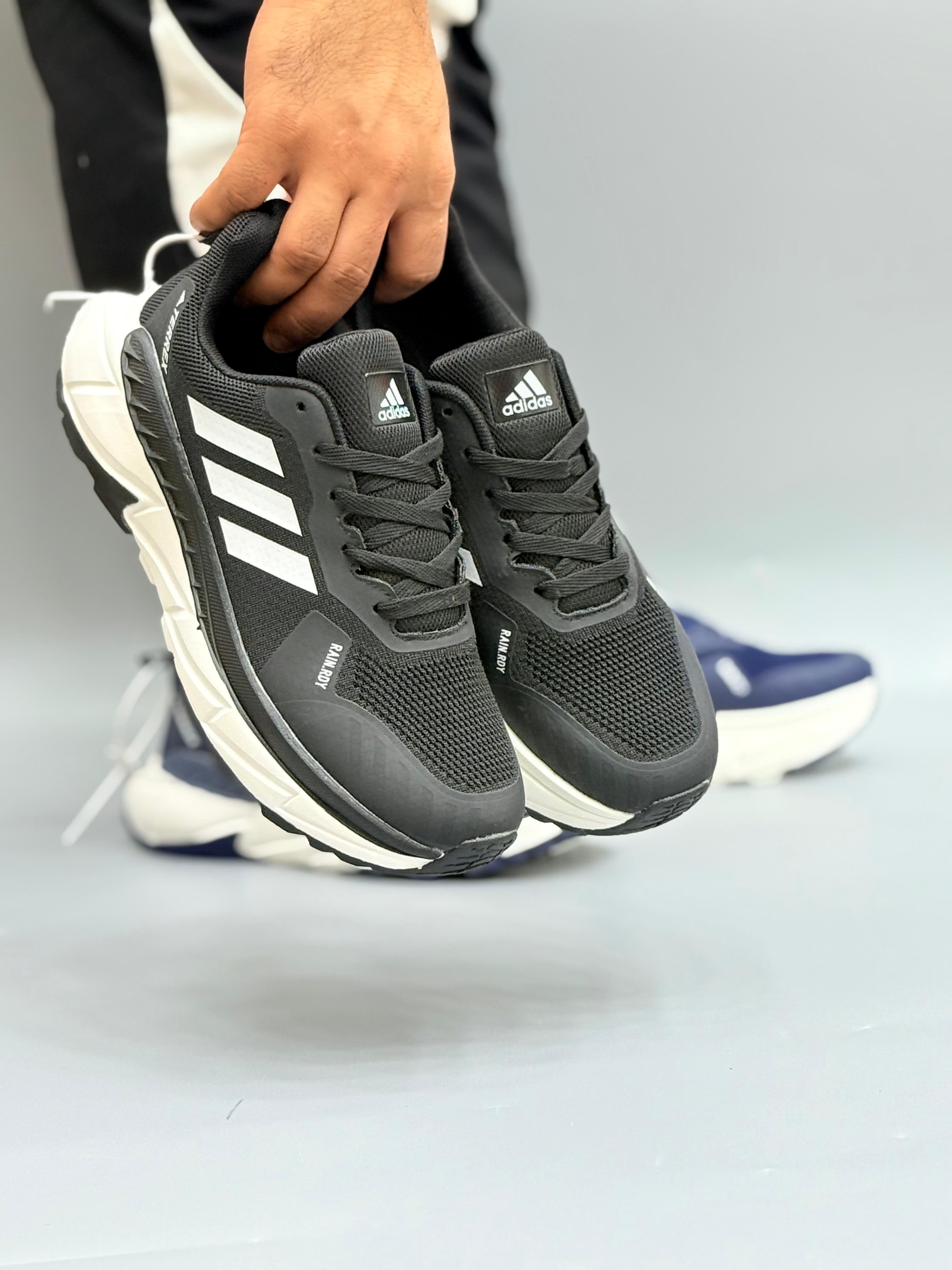 ADI TERREX 2.0 | BLACK