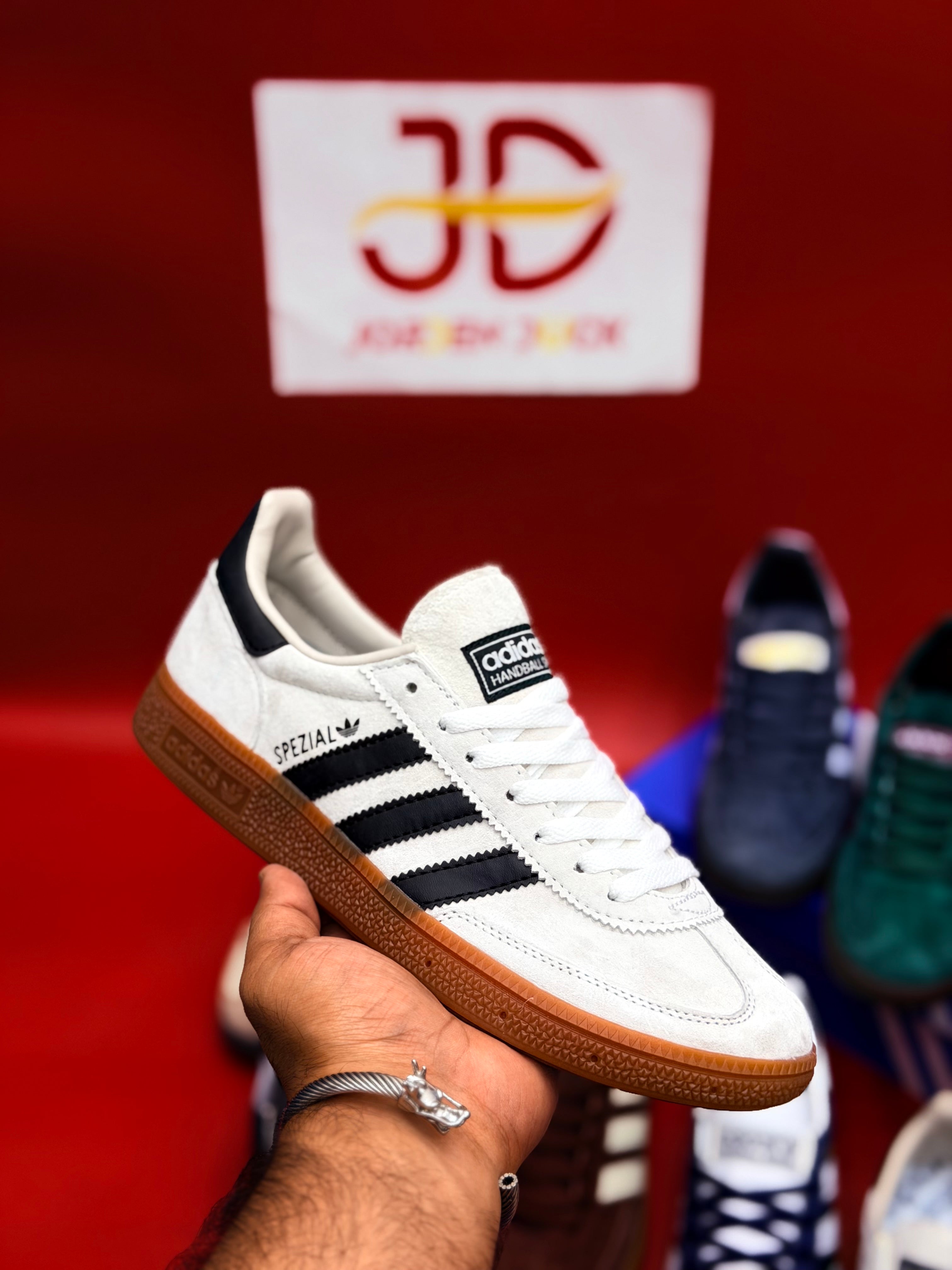 ADI SPEZIAL HANDBALL PANDA EDITION