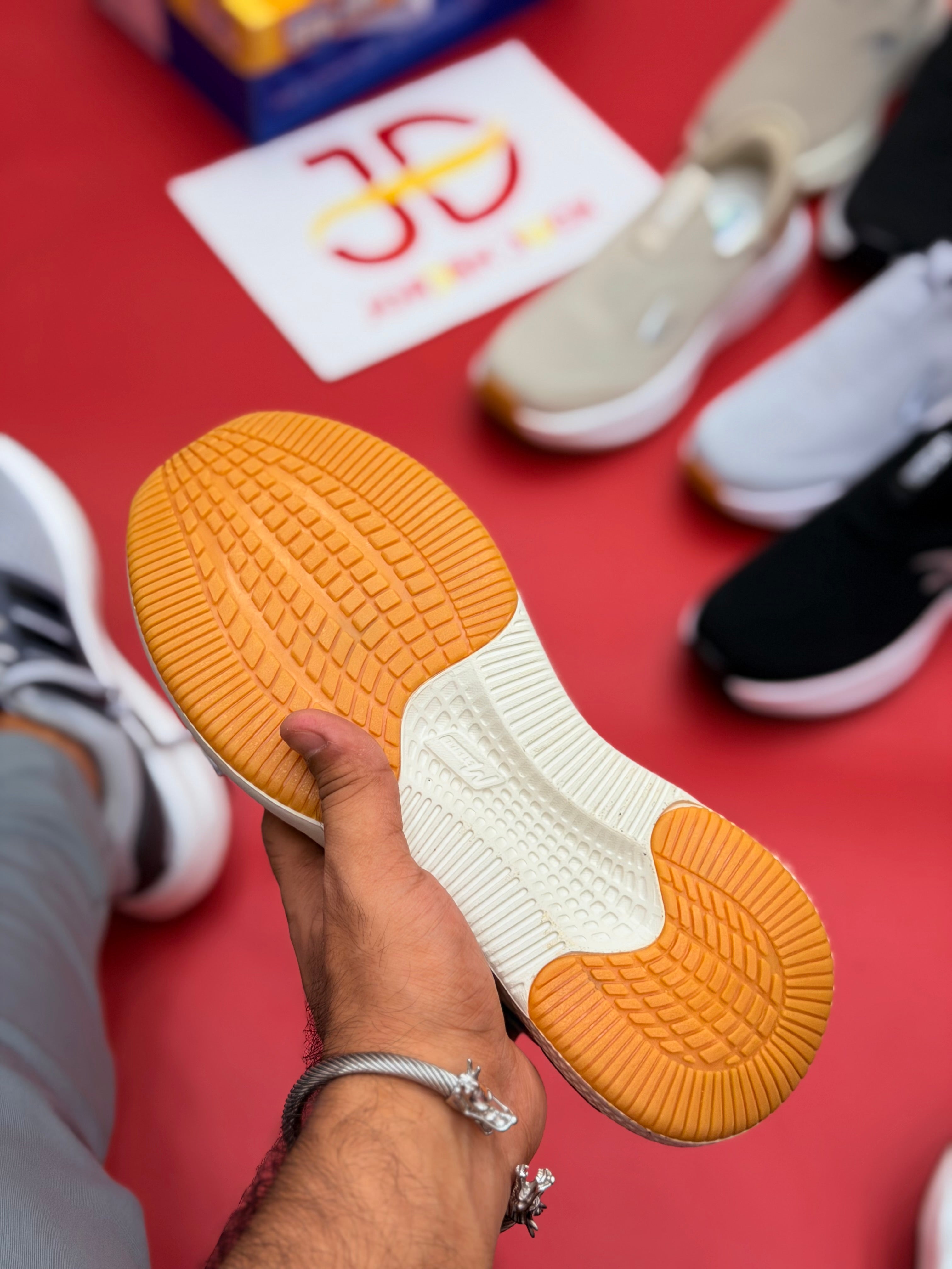 LET'S GO ULTRA LIGHT BREATHABLE - CREAM