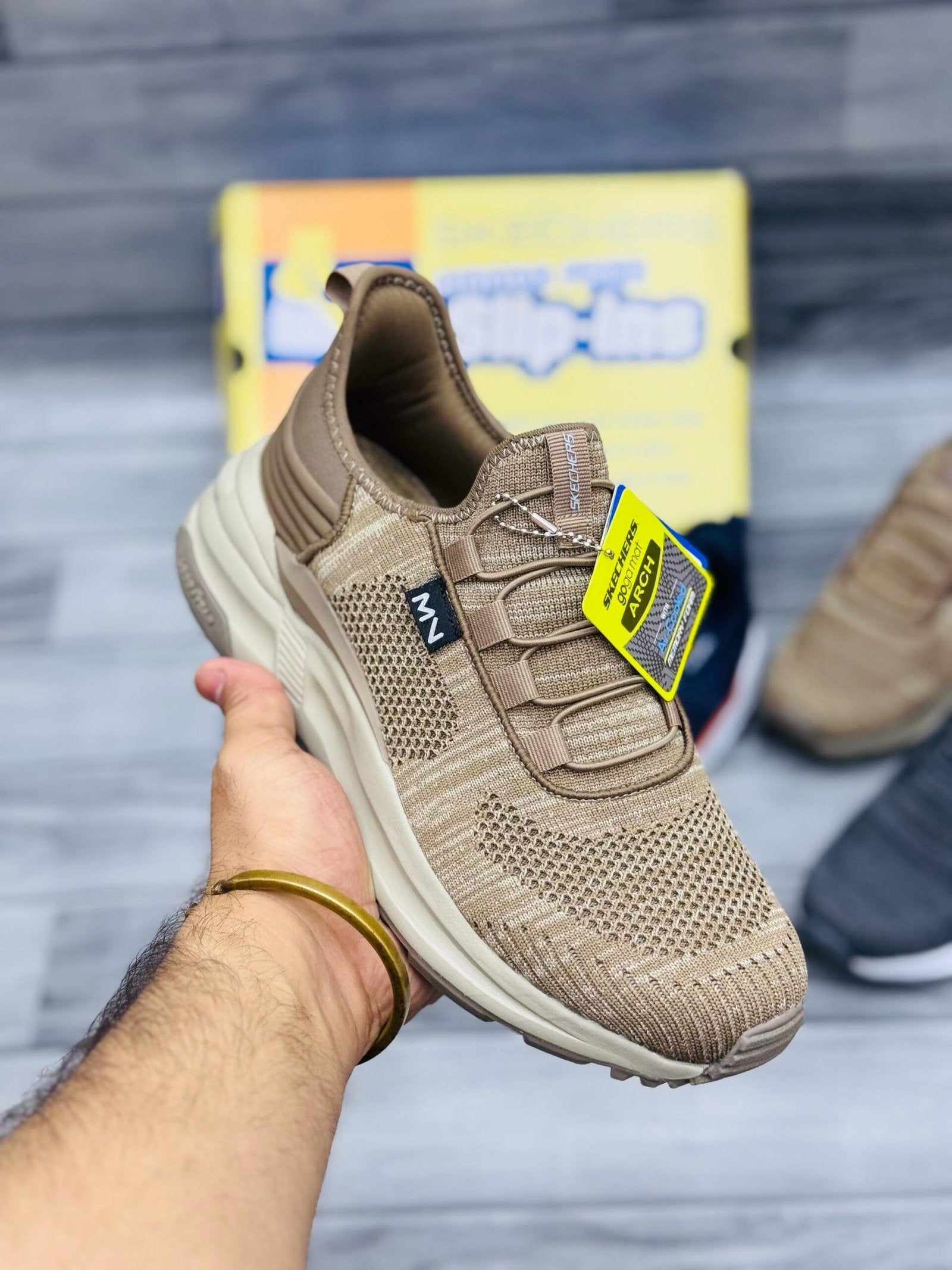 SKECHERS GOOD YEAR FOAM HANDS-FREE KHAKI