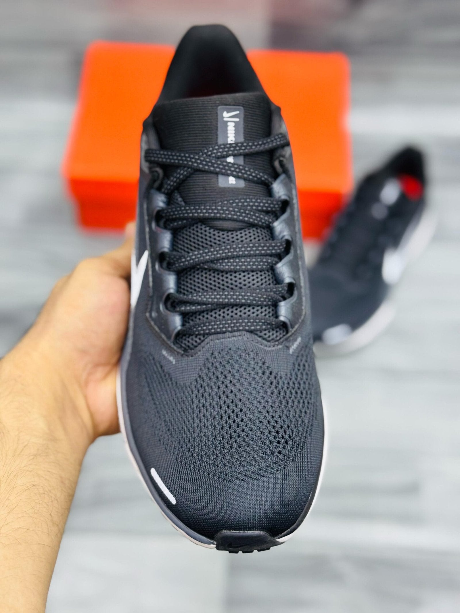 Nike Air Zoom Pegasus Shoes 41 Volt (W) - Black