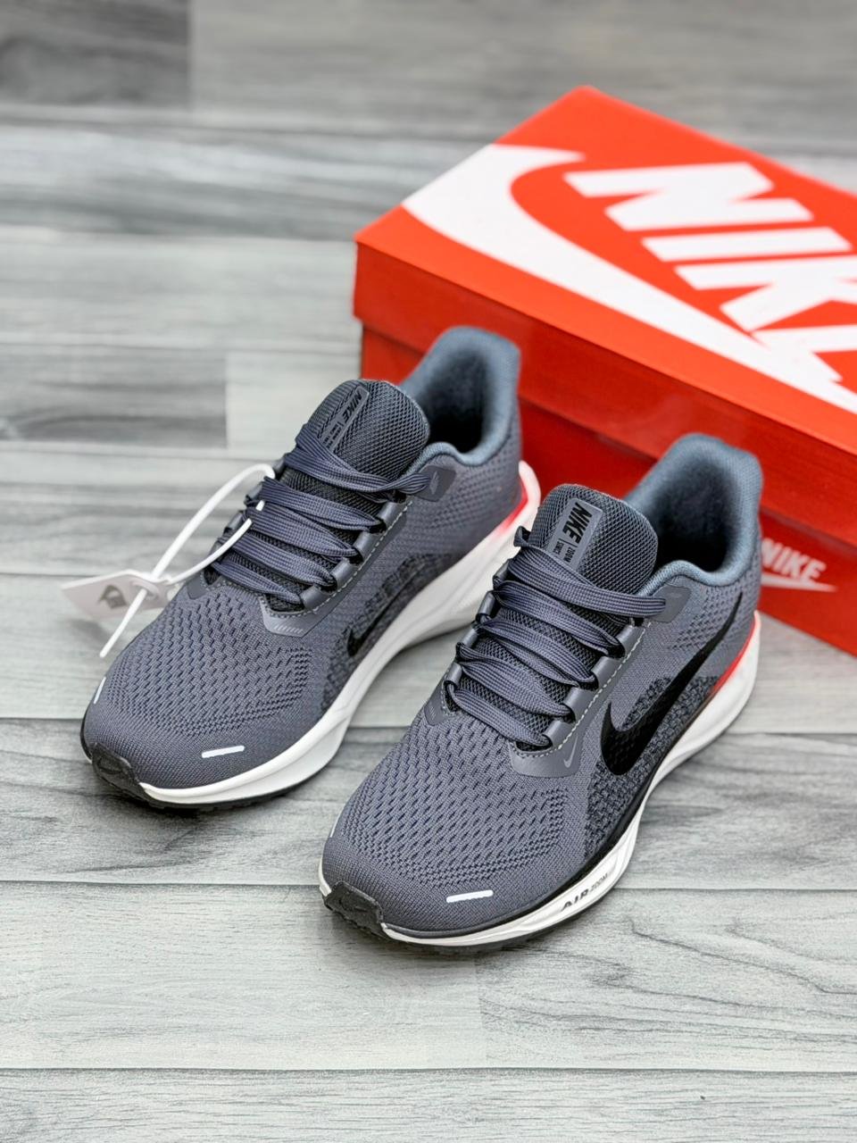 Nike React Air Zoom | Grey/Red