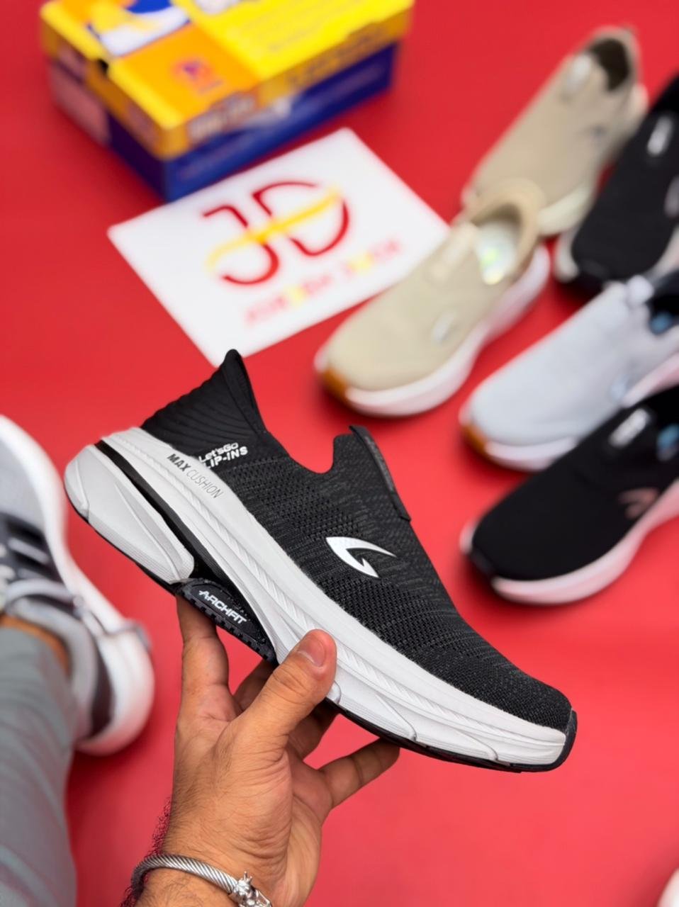 LET'S GO MAX CUSHIONING SLIP-INS