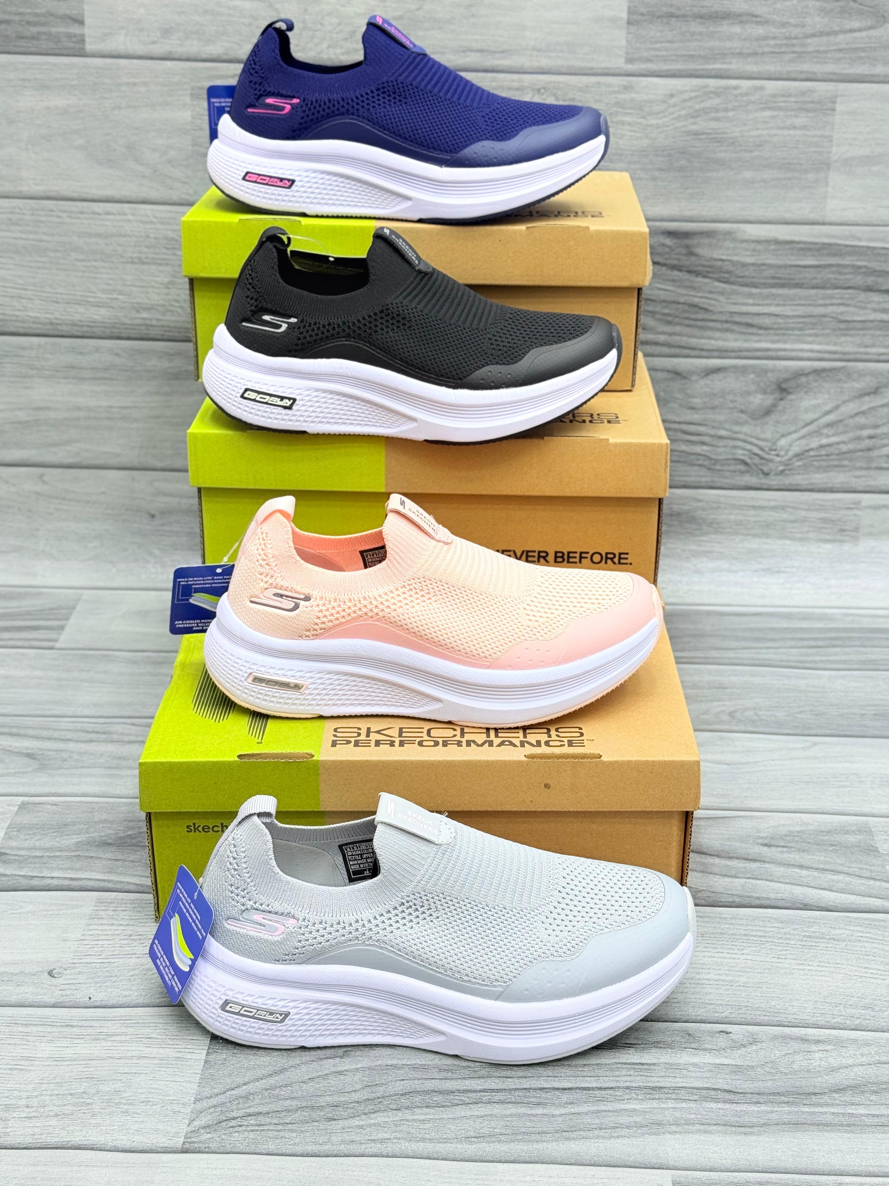 ULTRA LIGHT WOMEN SKECHERS BLUE