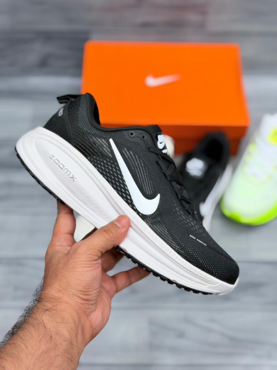 NK VAMERO 18 | BLACK | PREMIUM BATCH