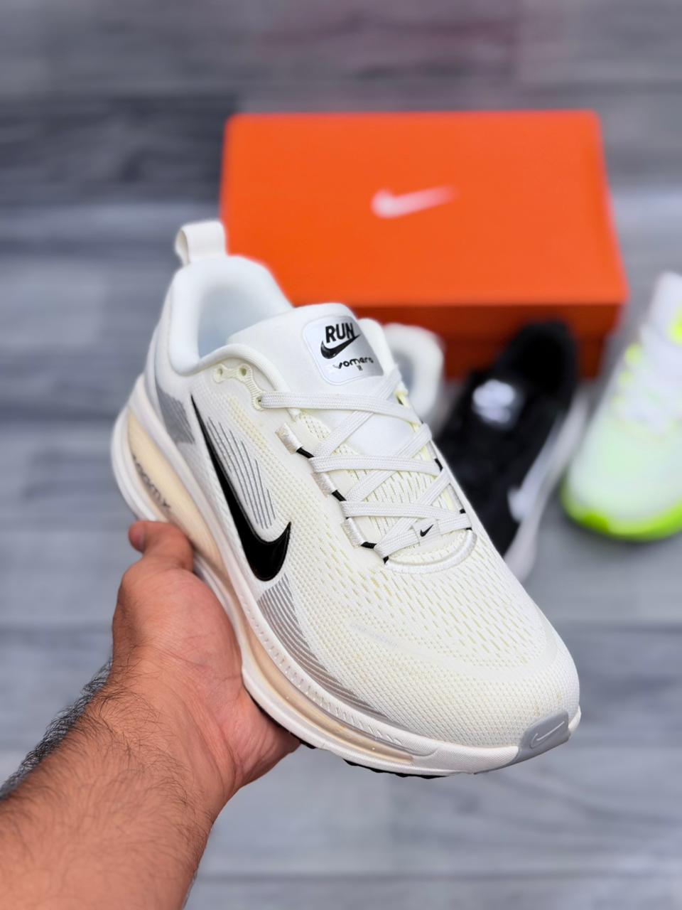 NK VAMERO 18 | CREAM | PREMIUM BATCH