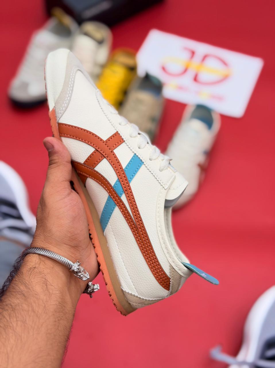 ONITSUKA TIGER PIQUANT ORANGE 66